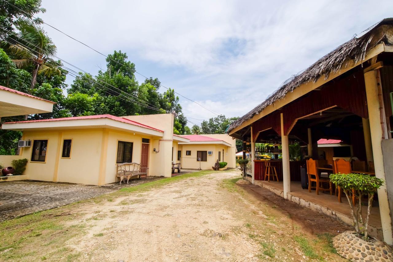 Zen Rooms Basic Replica Manor Siquijor Exterior photo